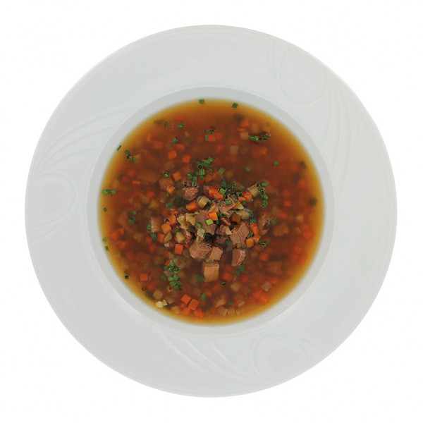 Rindfleischsuppe mit Gemüse